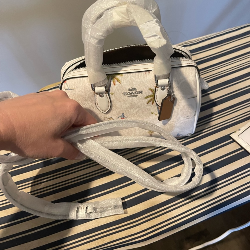 NWT coach purse and small match wallet